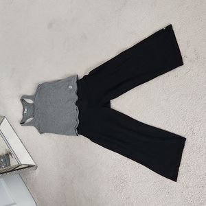 Thriv Yoga Set Made From Natural Materials Only. EXCELLENT CONDITION